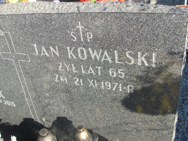 Kazimierz Drzewek 1930 Jazgarzew - Grobonet - Wyszukiwarka osób pochowanych