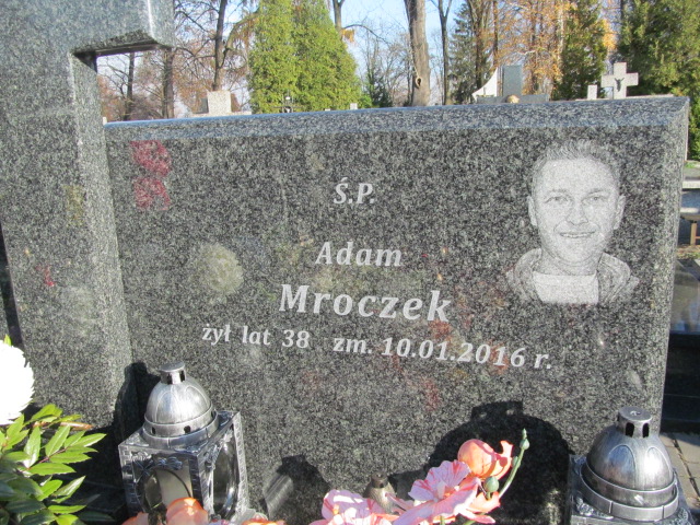 Adam Marcin Mroczek 1977 Jazgarzew - Grobonet - Wyszukiwarka osób pochowanych