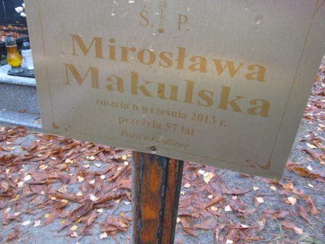 Mirosława Małgorzata Makulska 1955 Jazgarzew - Grobonet - Wyszukiwarka osób pochowanych