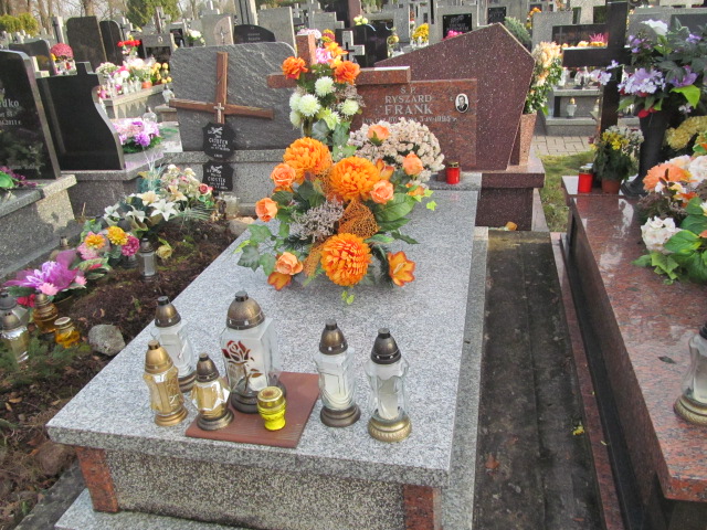Grób Ryszard  Frank