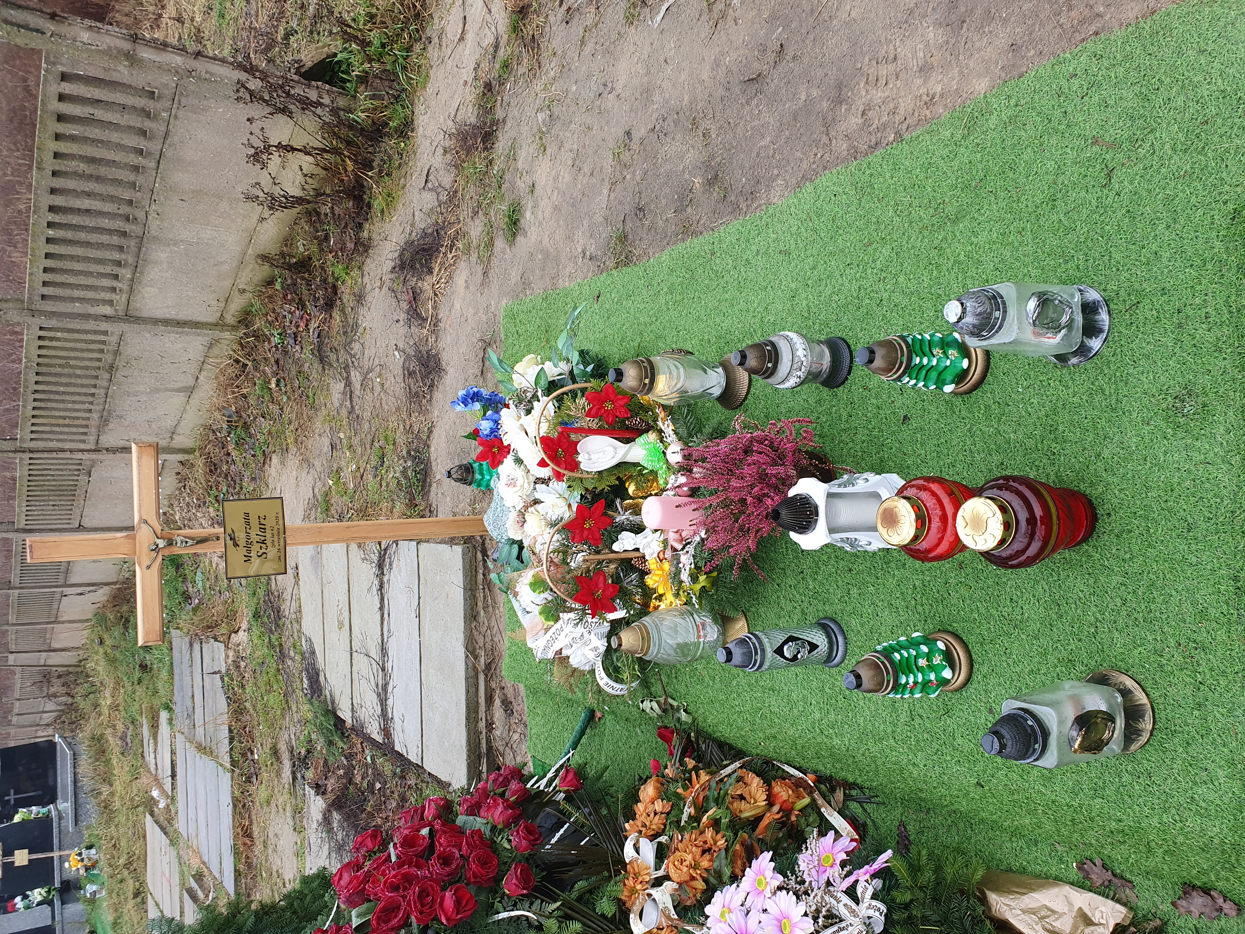 Małgorzata Szklarz 1958 Jazgarzew - Grobonet - Wyszukiwarka osób pochowanych